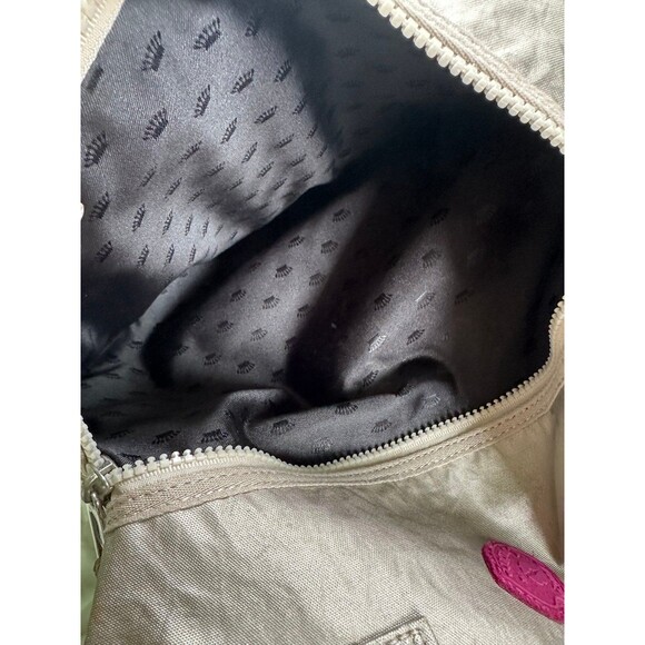 Juicy Couture Metallic 8 Compartment Medium Tote Shoulder Bag With Charm - Picture 8 of 12